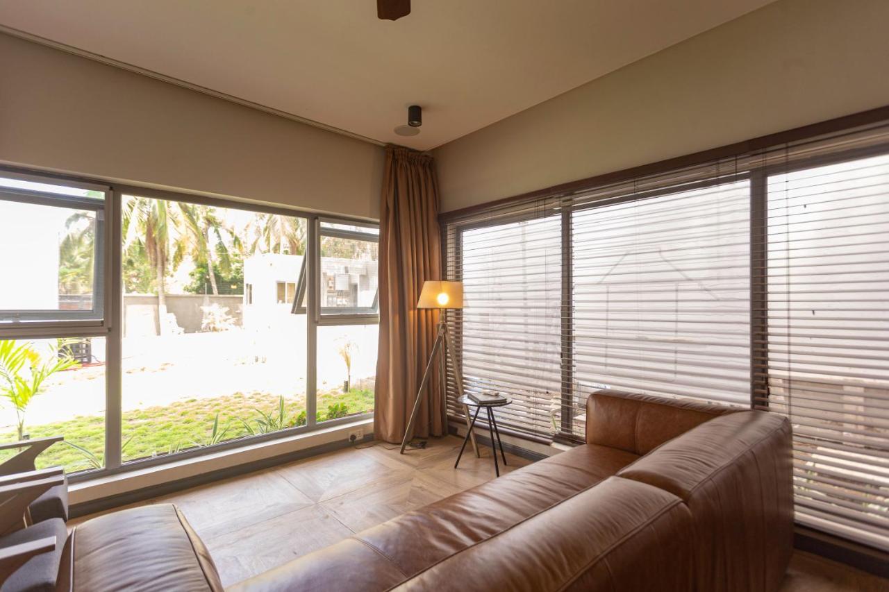 Serenity Residences & Spa - Kokrobite Beach ภายนอก รูปภาพ