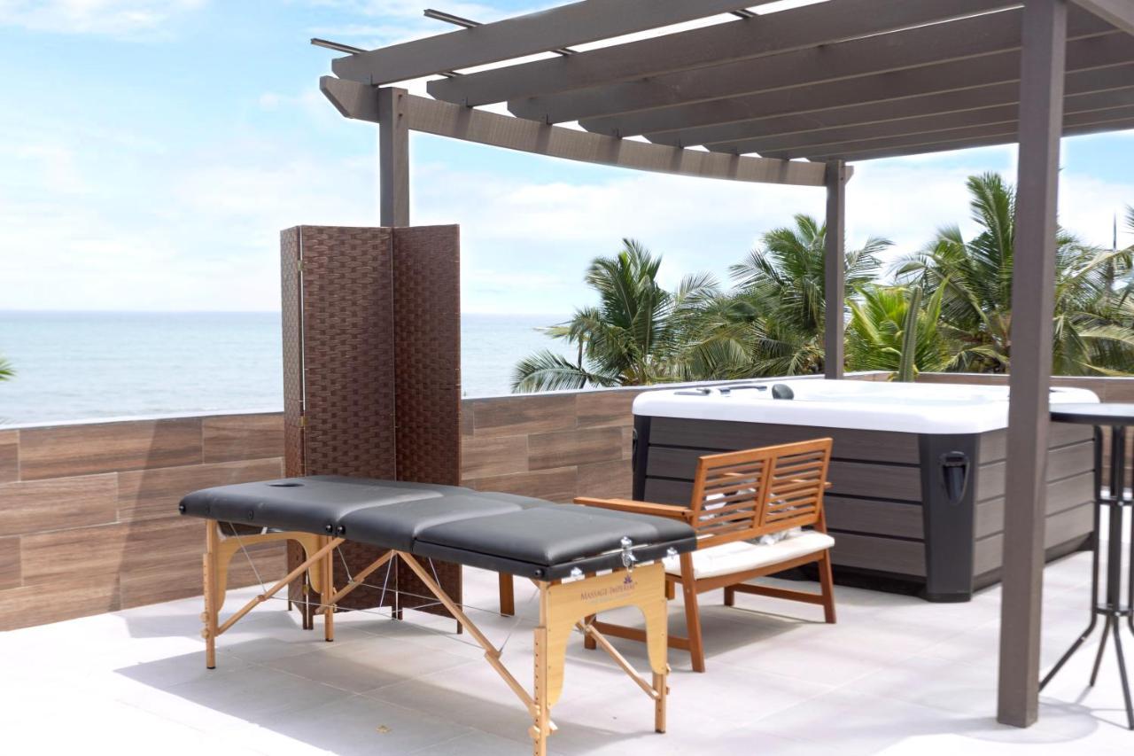 Serenity Residences & Spa - Kokrobite Beach ภายนอก รูปภาพ