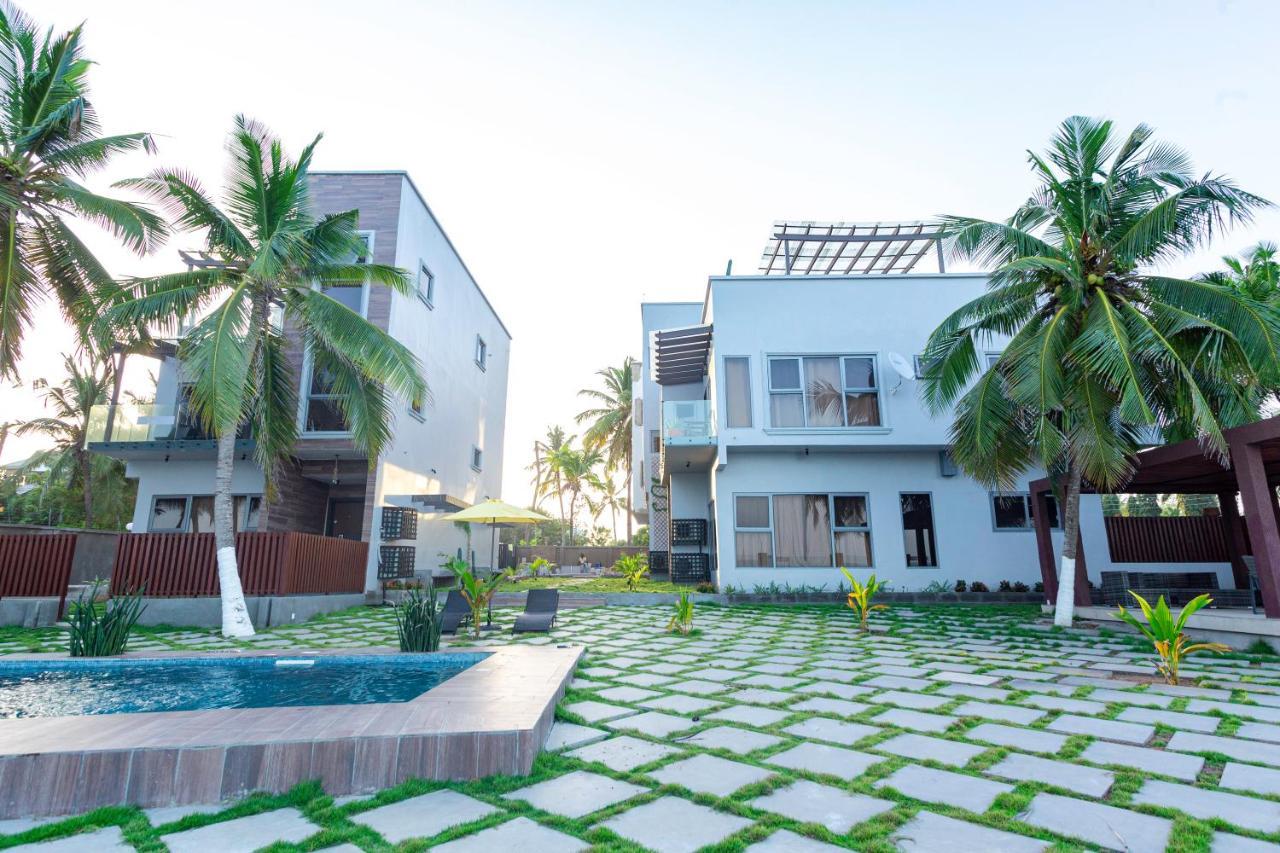 Serenity Residences & Spa - Kokrobite Beach ภายนอก รูปภาพ