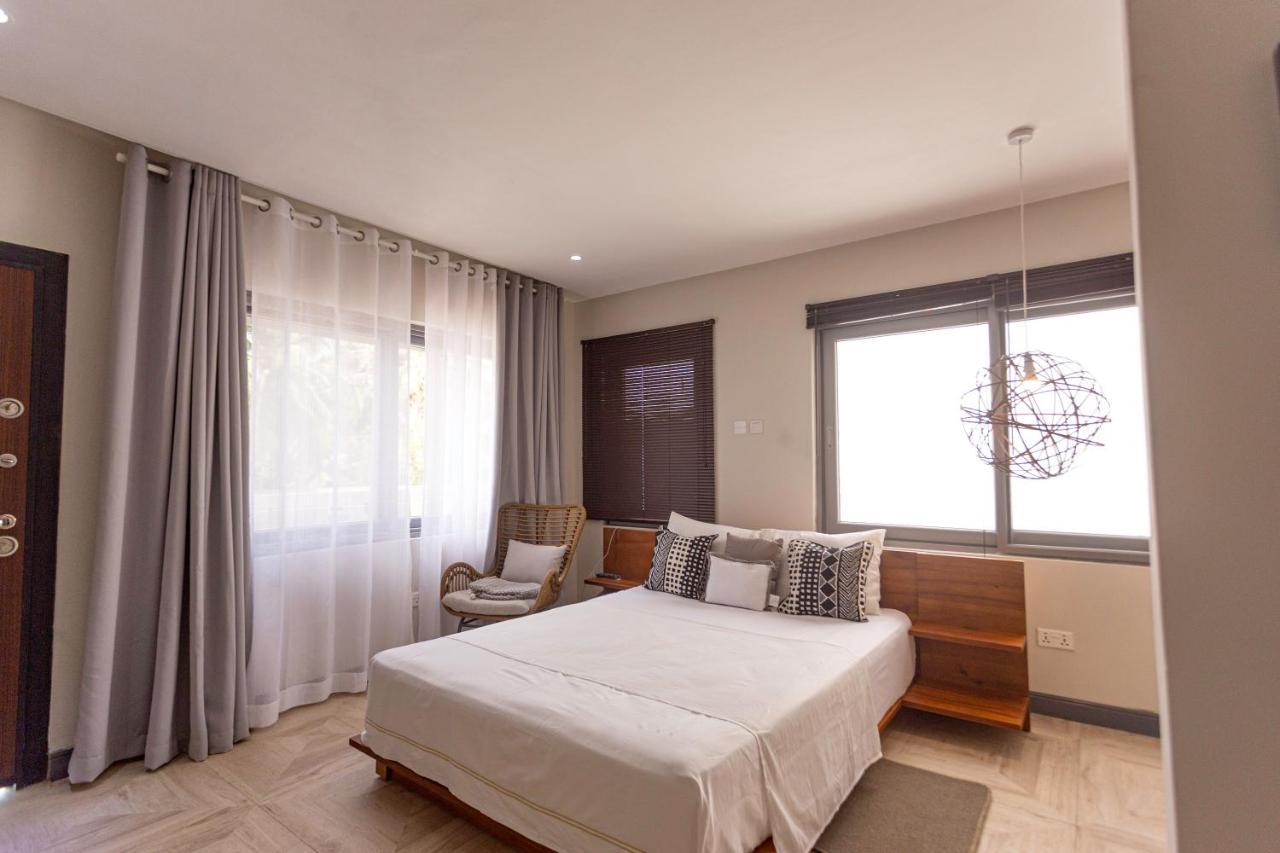 Serenity Residences & Spa - Kokrobite Beach ภายนอก รูปภาพ