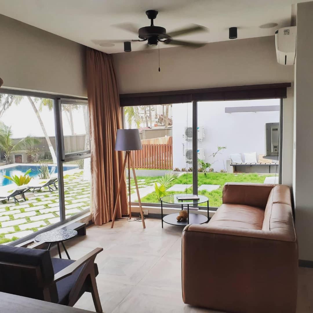 Serenity Residences & Spa - Kokrobite Beach ภายนอก รูปภาพ