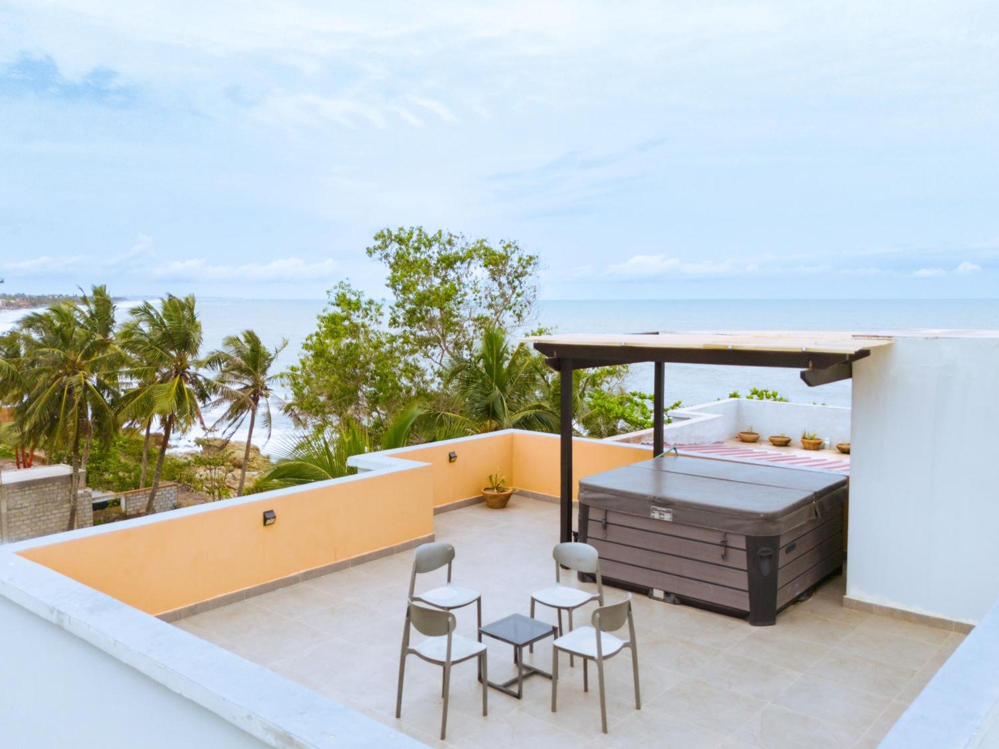 Serenity Residences & Spa - Kokrobite Beach ภายนอก รูปภาพ
